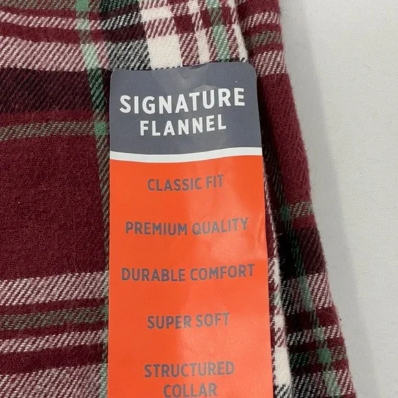 NWT men’s St John’s Bay Classic Fit Signature Flannel button down shirt, size M - Picture 6 of 8